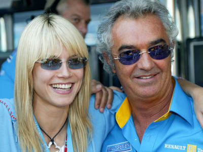 Topmodel Heidi Klum mit Renault-Teamchef Flavio Briatore F1 GP Monaco 2003