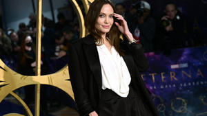 Angelina Jolie: Regie für 'Without Blood'