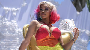 Cardi B zeigt Grimassen ihres Sohnes