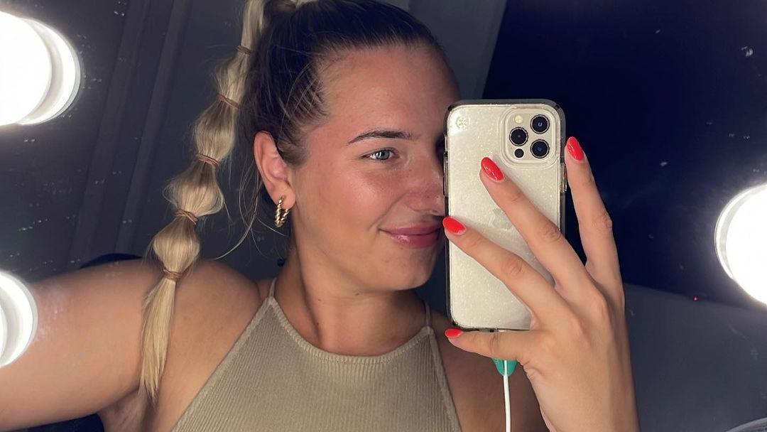 joelina karabas danni büchners tochter feiert ihren body auf instagram