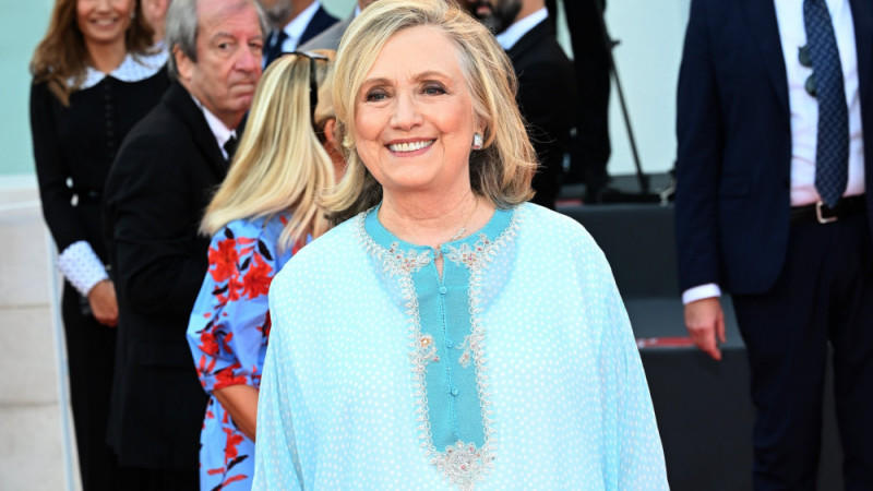 Hillary und Chelsea Clinton über ihre 'Gutsy - Geschichten über mutige Menschen'-Doku-Serie