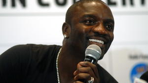 Wieso Akon nicht nur eine Frau liebt