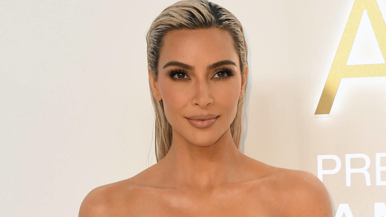  NEW YORK, NY - NOVEMBER 07: Kim Kardashian at the 2022 CFDA Awards at Casa Cipriani on November 07, 2022 in New York City. PUBLICATIONxNOTxINxUSA Copyright: xJohnxPalmerx