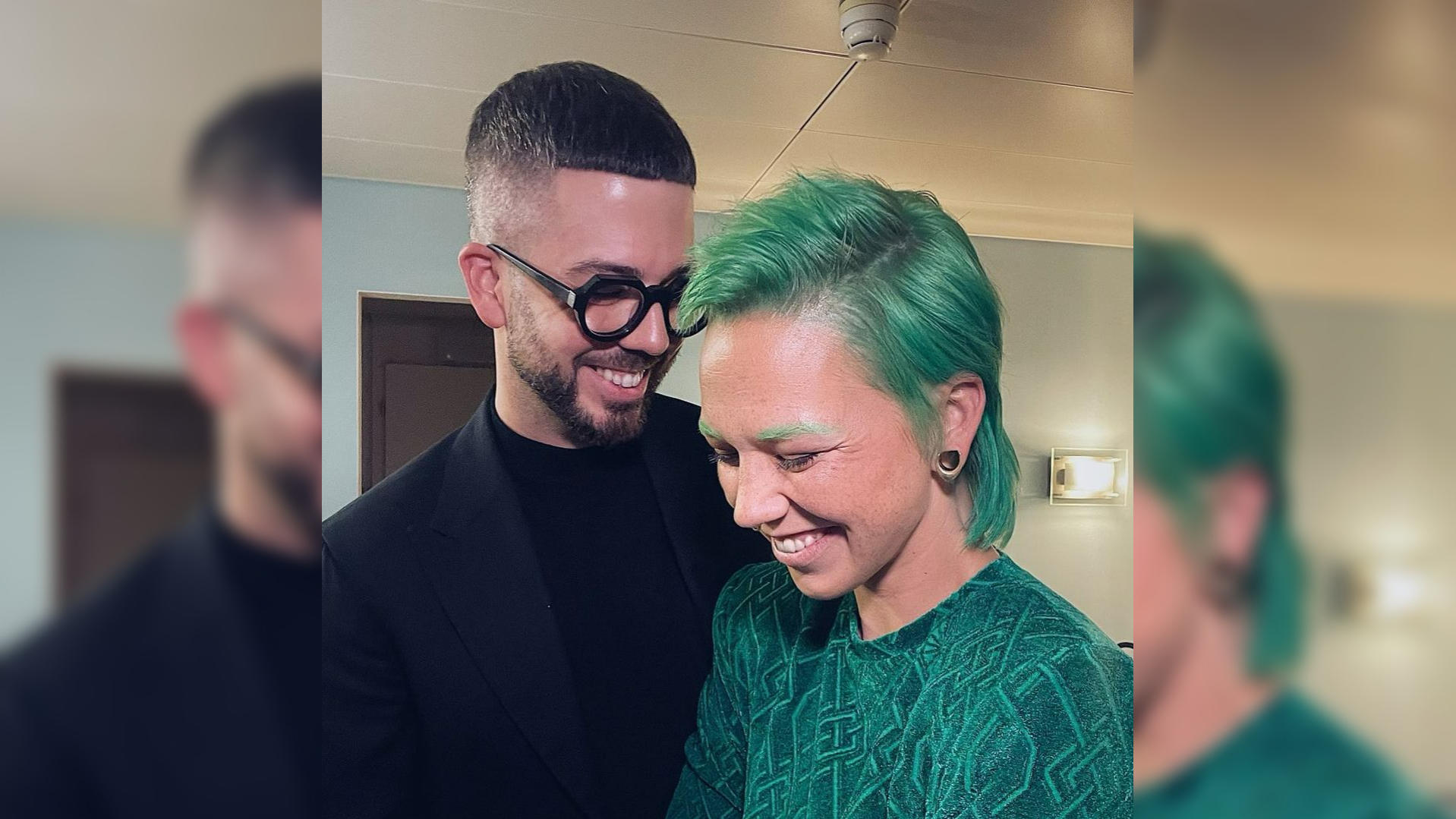 Celebrity Stylist Martin Dürrenmatt und Sängerin Stefanie Heinzmann feiern ihren neuen Look: grün!