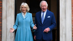 König Charles und Königin Camilla: Erster offizieller ...