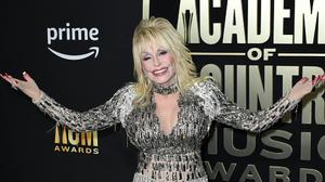 Country-Queen Dolly Parton holt drei weitere Weltrekorde