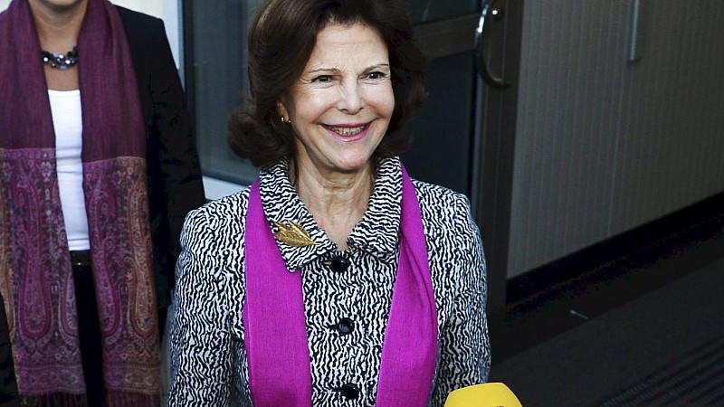 Schwedens Königin Silvia scheint mit der Wahl ihrer jüngsten Tochter zufrieden zu sein