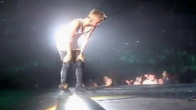 Justin Bieber bricht bei Konzert zusammen