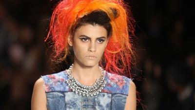 Alisar Ailabouni erobert Fashion Week in New York
