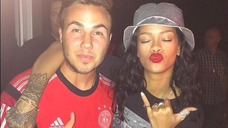 Rihanna spricht über die WM-Feier: "Keiner feiert so lustig und so lange wie die Deutschen"