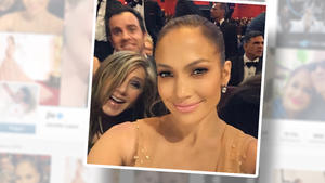Jennifer Lopez wird Photobomb-Opfer