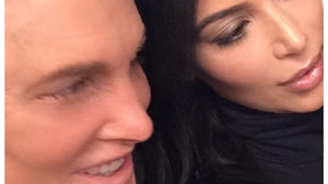 Kim Kardashian ist stolz auf Stiefvater Bruce