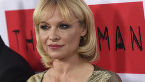 Pamela Anderson sackt eine Million Dollar ein