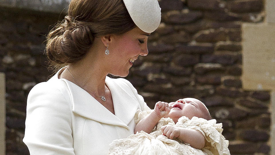 Herzogin Catherine mit ihrem Kind Charlotte Elisabeth Diana.
