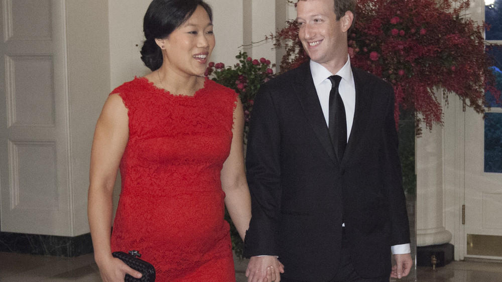 Mark Zuckerberg gefällt das: Seine Frau zeigt ihren Babybauch