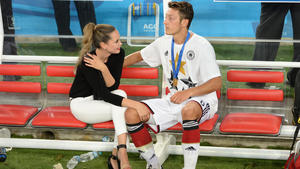 Mandy Capristo hat ihren Mesut Özil zurück