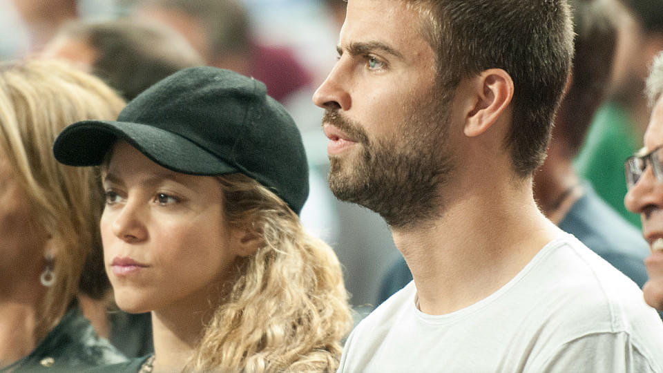 A pregnant Shakira and Gerard Pique attend the USA v Slovenia game at the Basketball World Cup 2014 in BarcelonaFeaturing: Shakira,Gerard PiqueWhere: Barcelona, SpainWhen: 09 Sep 2014Credit: David R.Rico/WENN.com