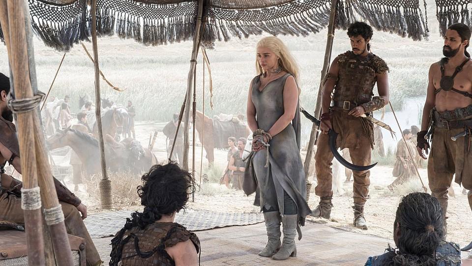 Ian McShane: 'Game of Thrones' ist nur "Titten und Drachen".