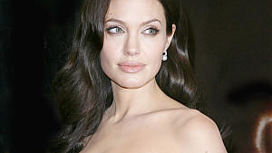 Harsche Kritik: Angelina Jolie zu blass für Kleopatra?
