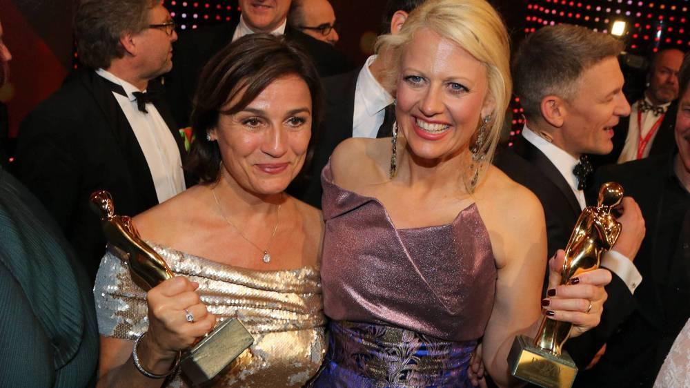 Jeweils eine "Romy" für Sandra Maischberger und Barbara Schöneberger