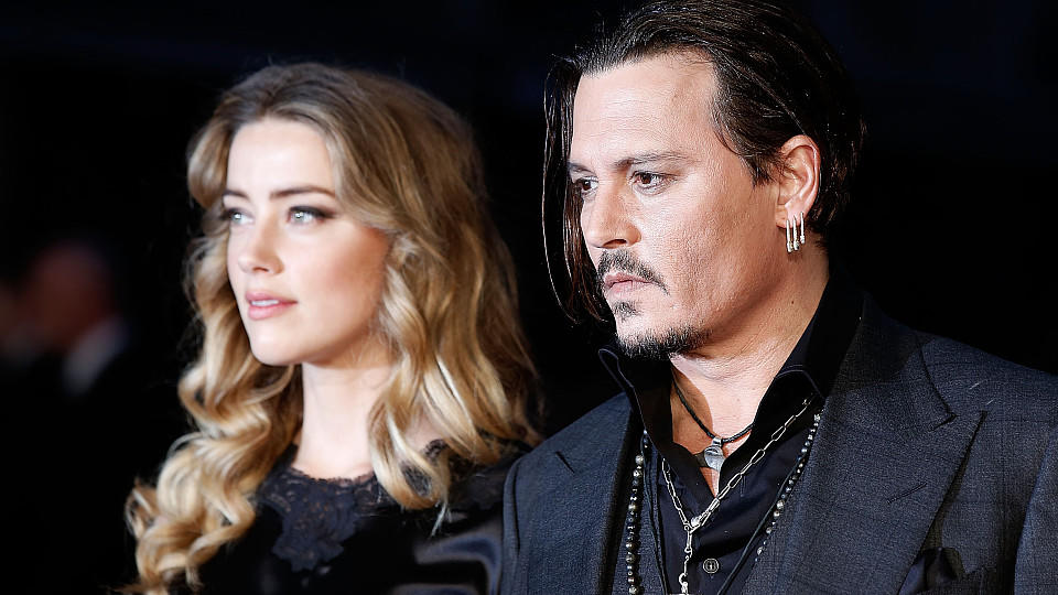 Johnny Depp & Amber Heard: Pikante SMS und neue Prügelbilder aufgetaucht.