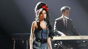 Amy Winehouse kümmert sich posthum um Süchtige