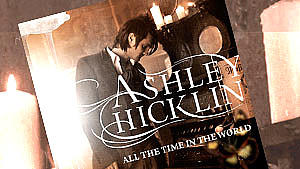 Ein Nummer 1 Hit in Schweden geht bereist auf Ashley Hicklin Konto