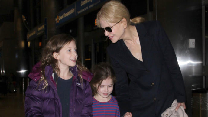 Nicole Kidman mit ihren beiden Töchtern Sunday und Faith