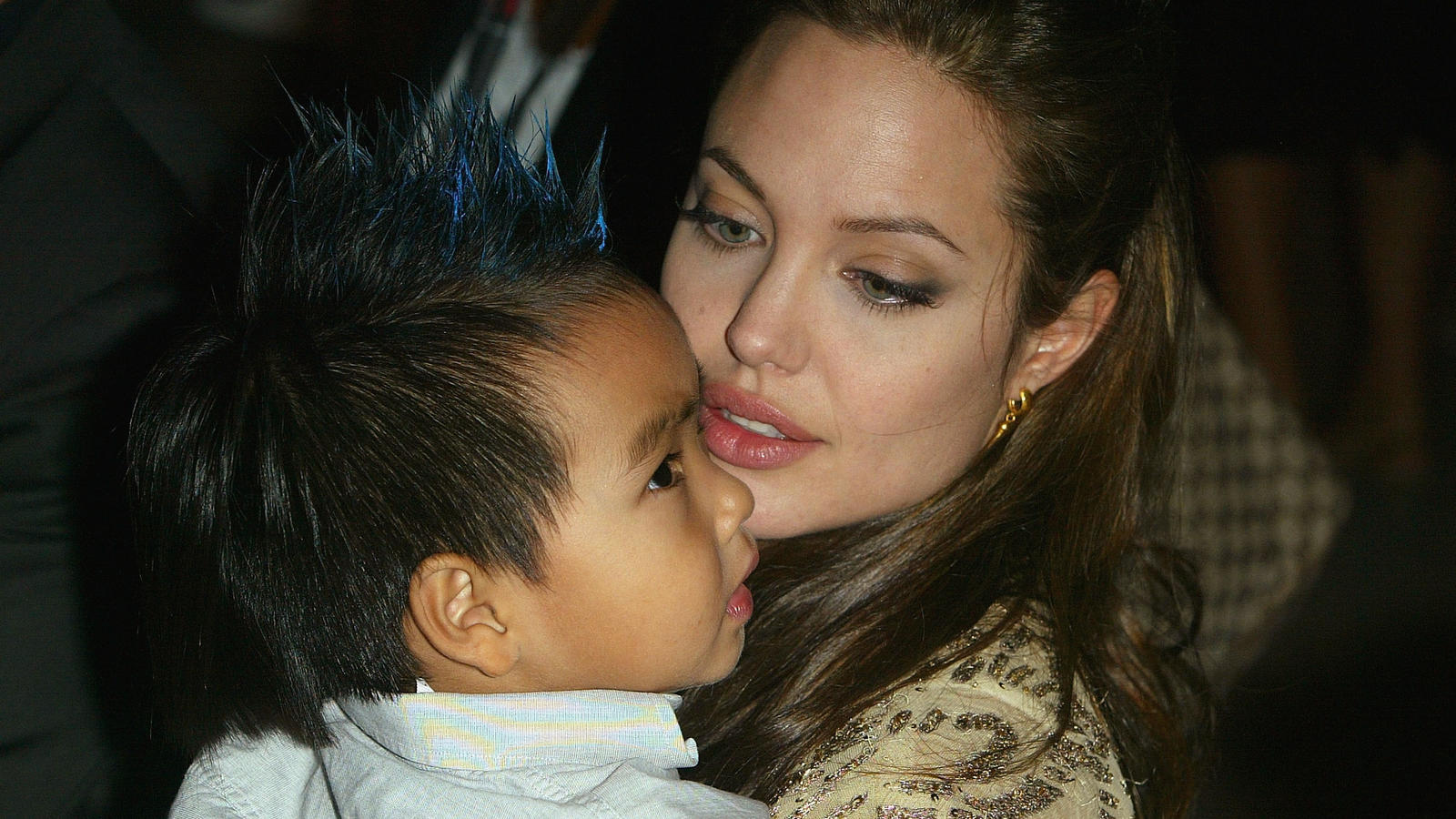 Angelina Jolie mit Söhnchen Maddox.
