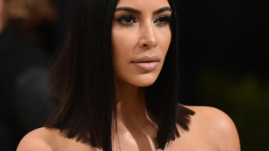 Kim Kardashian  nackt