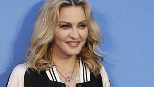 Madonna feiert Rumknutsch-Geburtstag