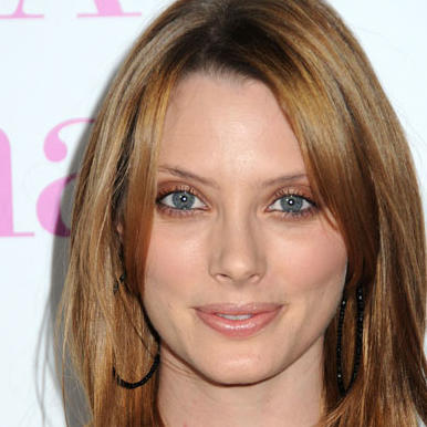 Alle Infos News Zu April Bowlby Vip De