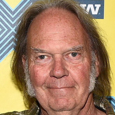 Alle Infos News Zu Neil Young Vip De