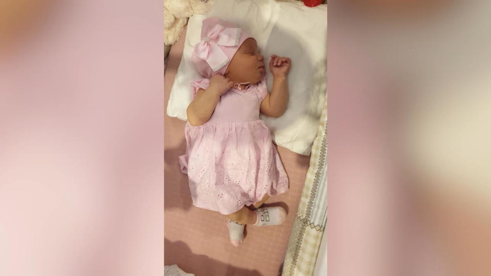 Mama Sylvana zeigt uns erstmals Baby Nummer 2