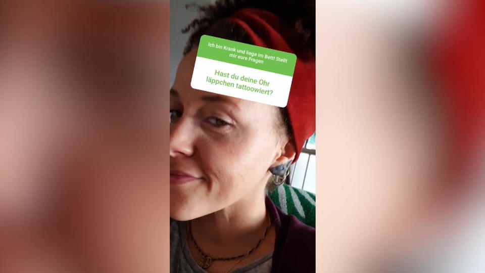 Darum hat Joy Abiola-Müller schwarze Ohrläppchen