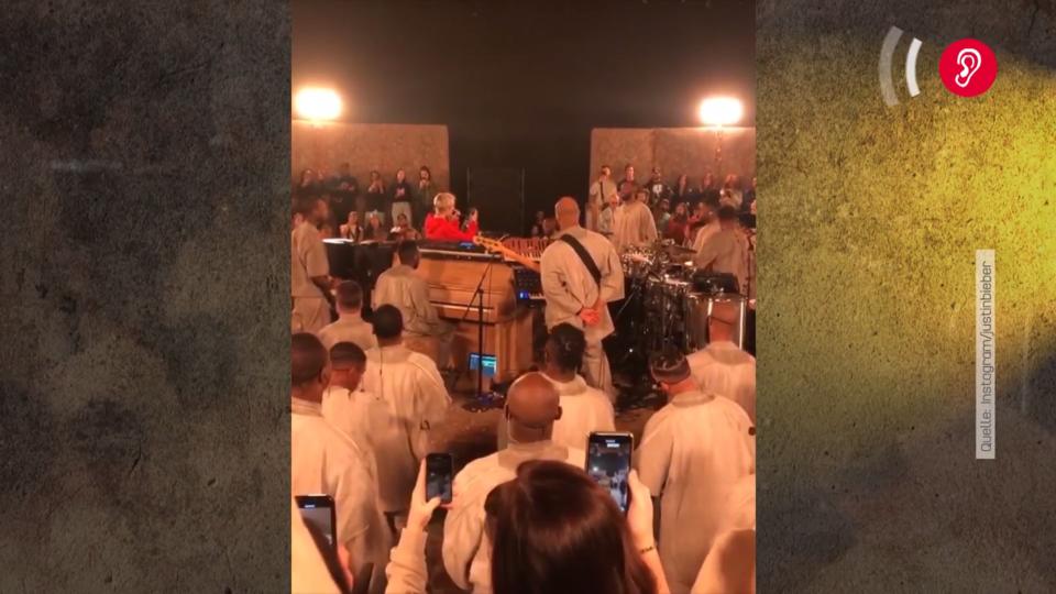 Justin Bieber singt bei Kanye Wests Gottesdienst