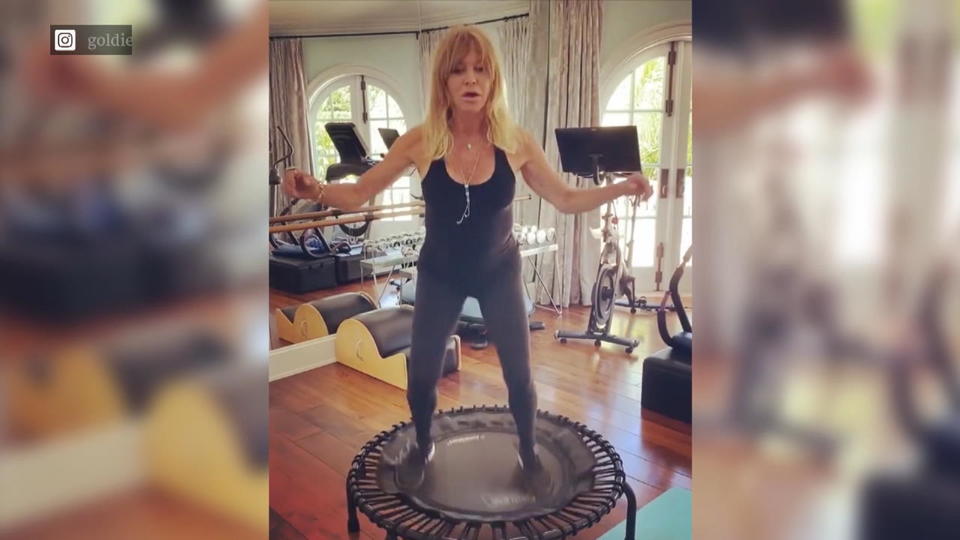 Schauspielerin Goldie Hawn powert sich beim Workout aus!