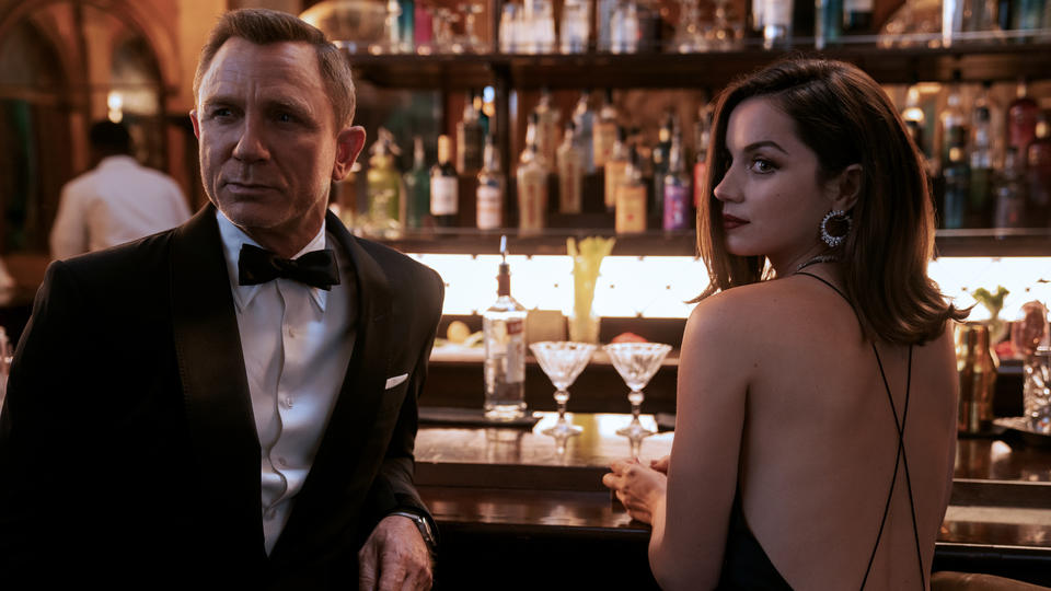 Großer Auftritt der Bond Women im neuen 007-Trailer