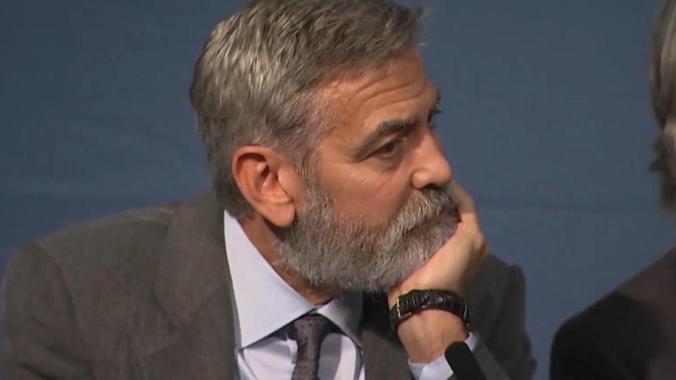 George Clooney schottet seine Familie ab