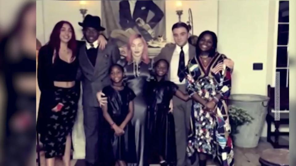 Madonna beim Familien-Shooting mit ihren 6 Kids