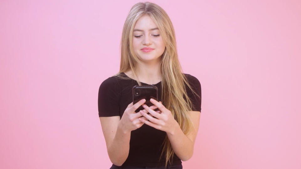 Leni Klum gewährt einen Einblick in ihr Handy