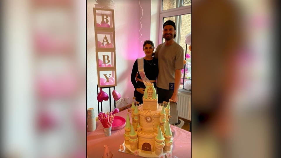 Family schmeißt Babyparty für Yeliz Koc