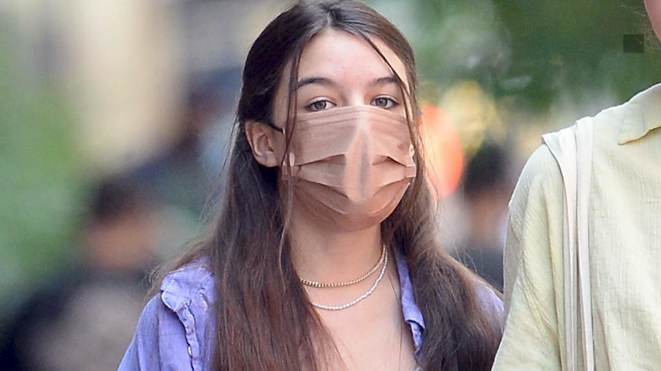 Suri Cruise ist in New York mit Unbekanntem unterwegs