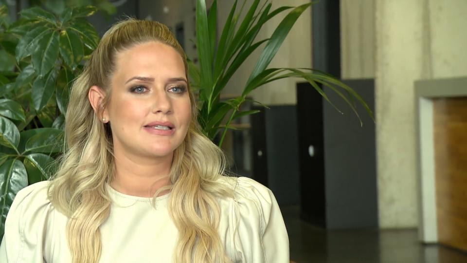 Neu-Mama Sarah Knappik über ihr Leben mit Kind