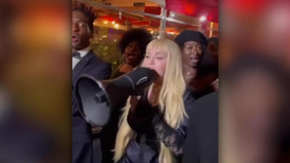 Madonna zieht mit Musik-Parade durch Harlem