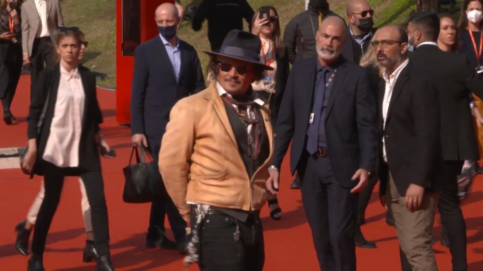 Johnny Depp: Applaus trotz Negativ-Schlagzeilen