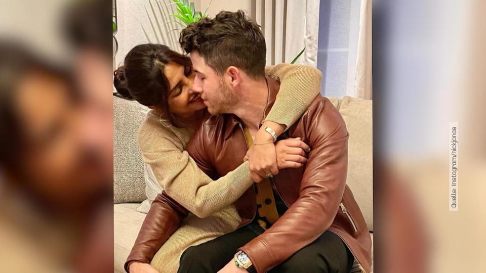 Nick Jonas und Priyanka Chopra feiern 3. Hochzeitstag
