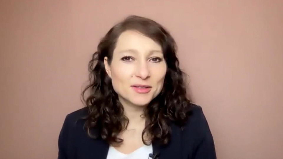 Schauspielerin Janina Elkin macht sich Sorgen