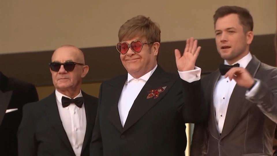 Elton John wird 75