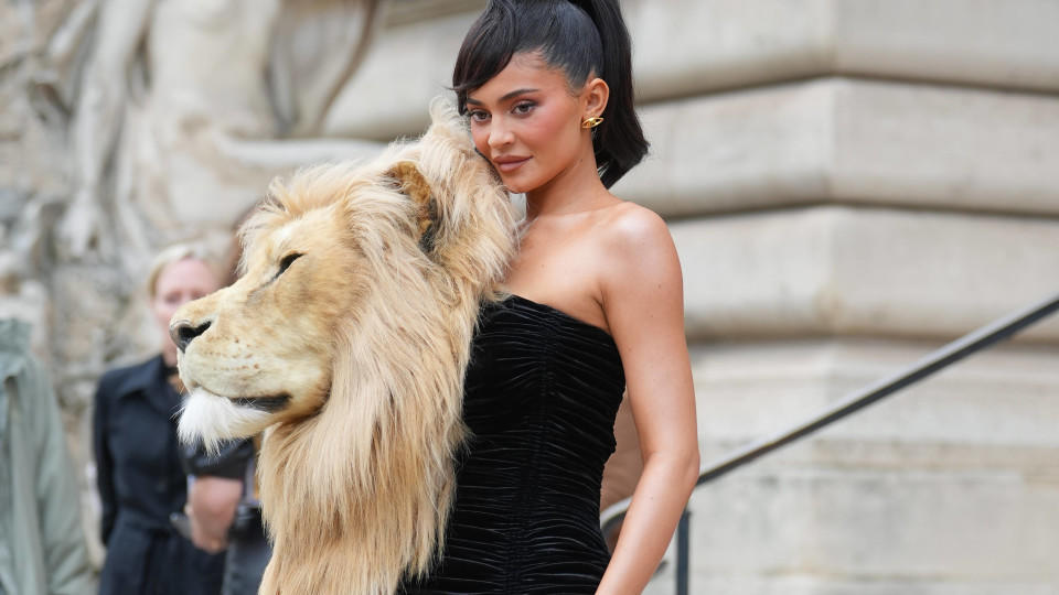 Hey, Kylie Jenner, dir wächst da ein Löwenkopf!